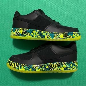 Rare Nike Air Force 1 Black Volt GS PRM